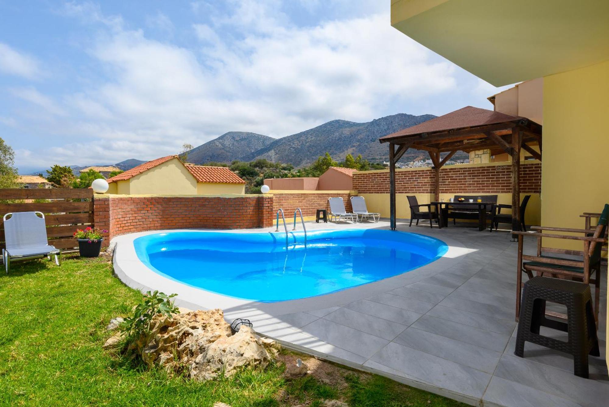 Renia'S Villas Hersonissos  Exterior photo