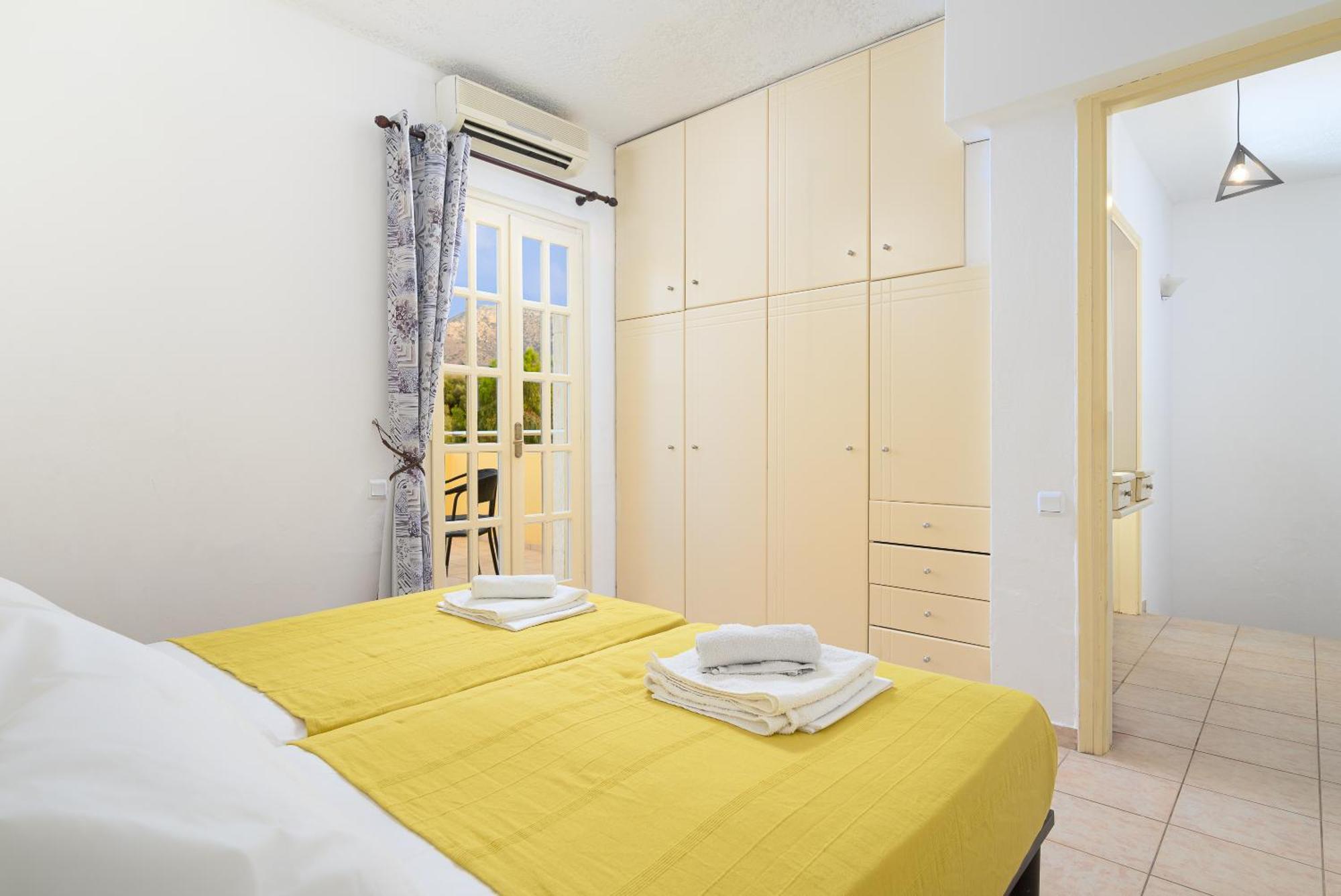 Renia'S Villas Hersonissos  Exterior photo